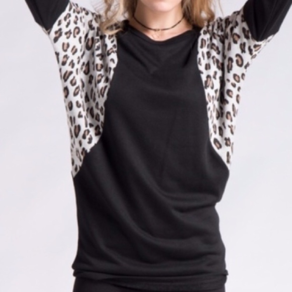 Leopard Insert Tunic - Picture 2 of 5